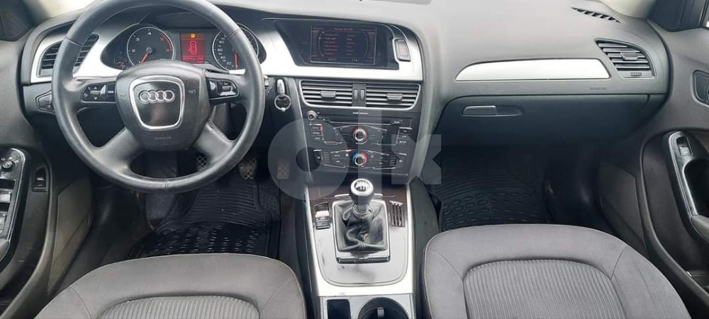 Audi A4 2.0 TDi mod 2009
