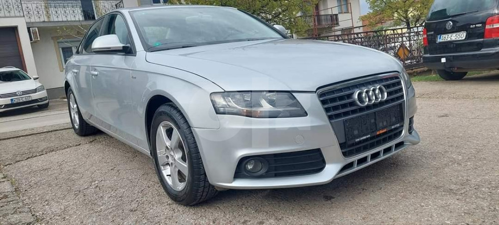 Audi A4 2.0 TDi mod 2009