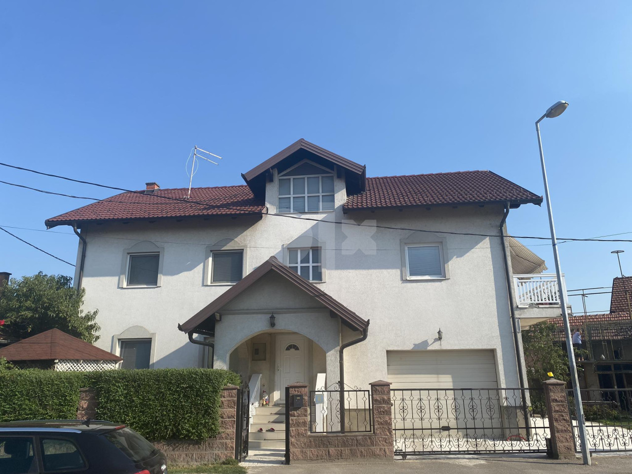 Kuća Brčko 750 m2  300m2 4
