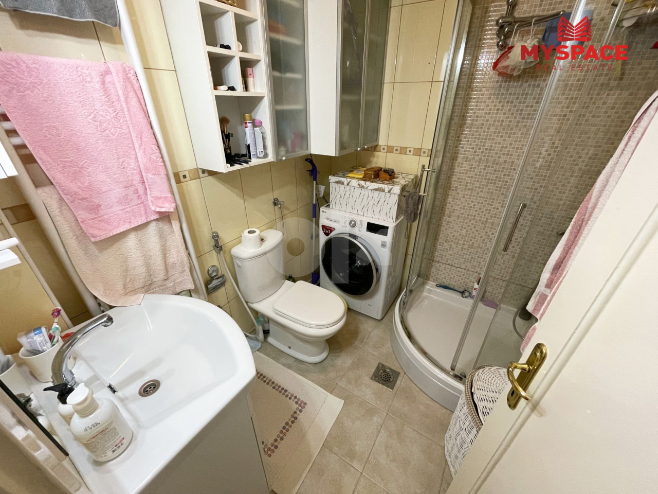 MY SPACE/ Stan sa garazom/ Stari Grad/ 52m2 10