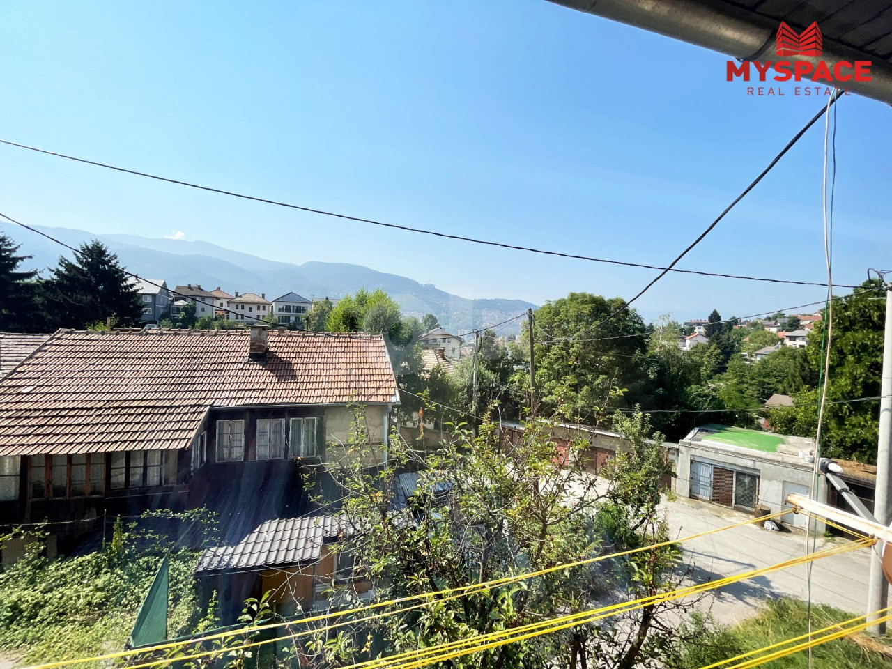 MY SPACE/ Stan sa garazom/ Stari Grad/ 52m2 13