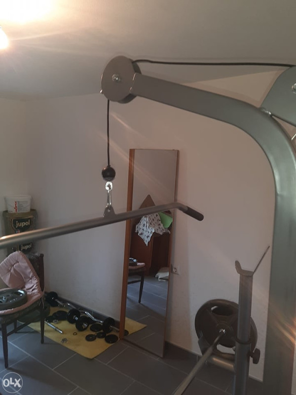 Bench klupa sa lat nastavkom i dodacima za noge - 50kg NOVO