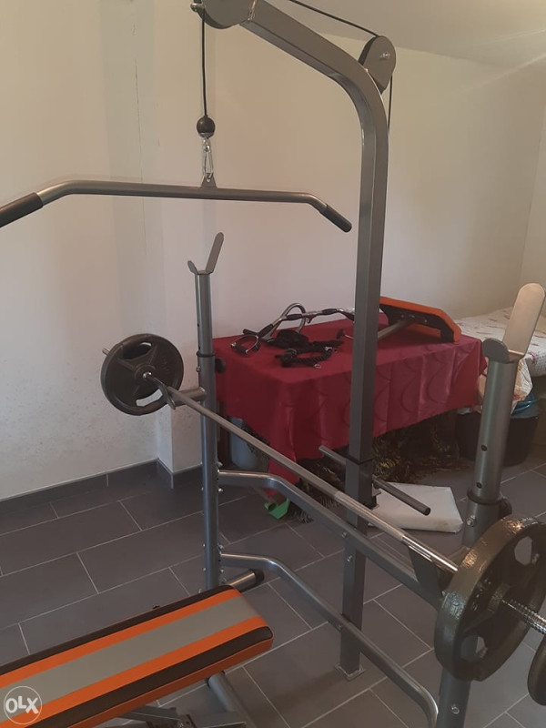 Bench klupa sa lat nastavkom i dodacima za noge - 50kg NOVO