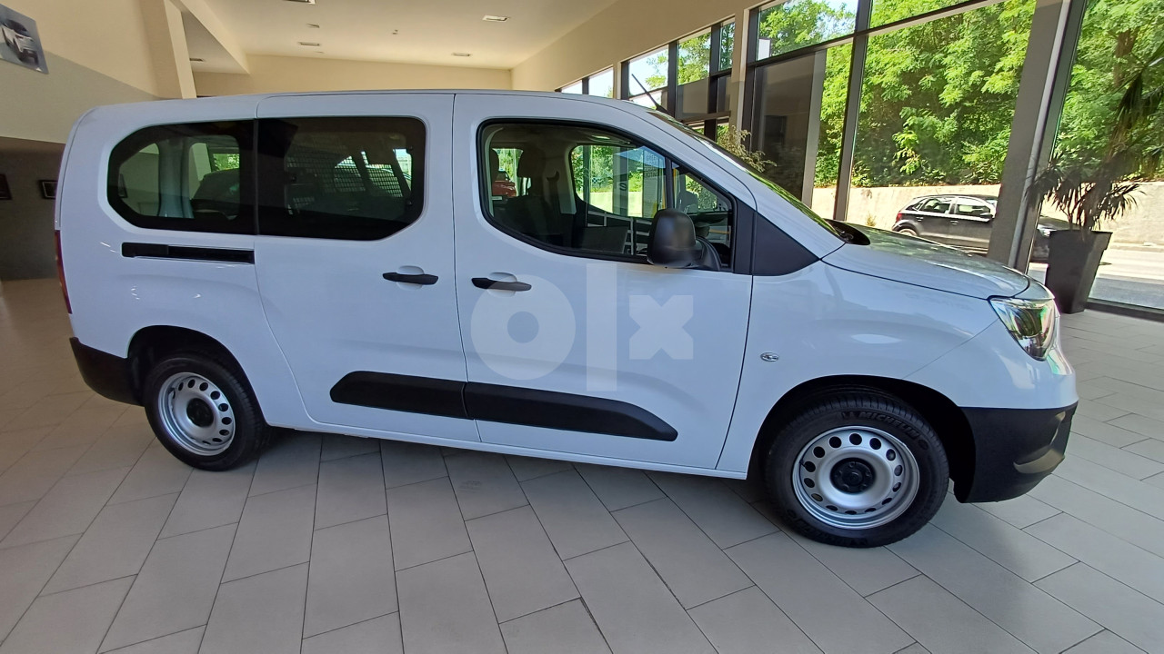 COMBO Crew Van - 1.5DT/100KS DEMO VOZILO