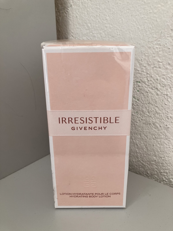 Givenchy Irresistible losion za tijelo