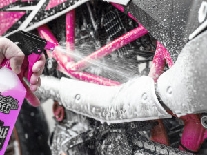 Sredstvo za pranje motora MUC-OFF Cleaner 1L