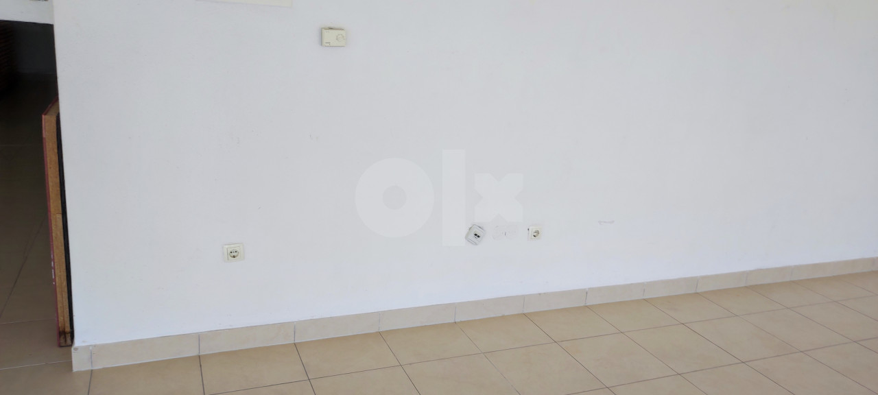 Poslovni prostor Bihać 450m2 (VRLO POVOLJNO) 8