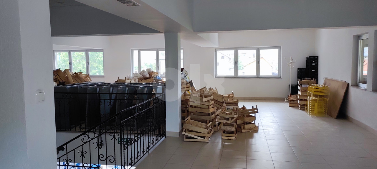 Poslovni prostor Bihać 450m2 (VRLO POVOLJNO) 9