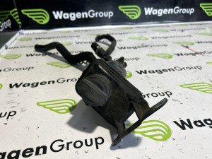 Boca servo ulja Audi A4 B7 (fotografija 1)