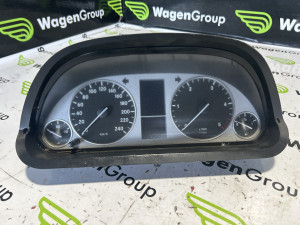 Taho celer sat Mercedes W245