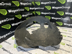 Blatobran pvc prednji desni Volkswagen Passat 5