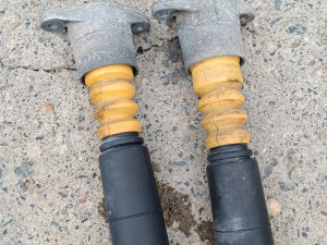 Zadnji Amontizeri Audi A4 8e B6 B7  Dijelovi