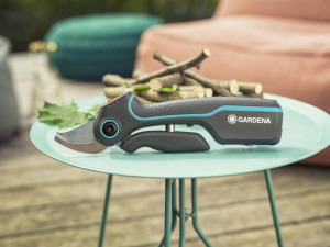 GARDENA Makaze za grane AssistCut Accu 1222220