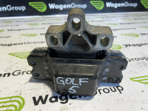 Nosac motora Volkswagen Golf 5 (fotografija 1)