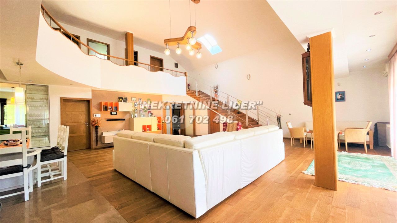 Kuća sa višenamjenskim poslovnim prostorom(280m2), Ši Selo 5