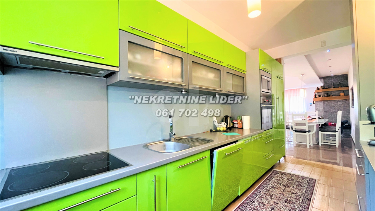 Kuća sa višenamjenskim poslovnim prostorom(280m2), Ši Selo 9