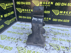 Nosac motora mjenjaca Kia Ceed (fotografija 2)