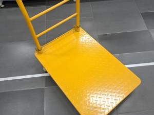 Kolica za prevoz robe 4 tockica metalna