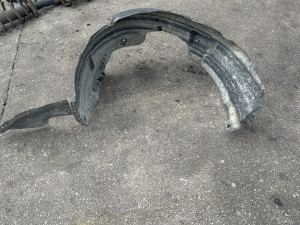 Blatobran unutrasnji pvc prednji lijevi lia ceed (fotografija 2)