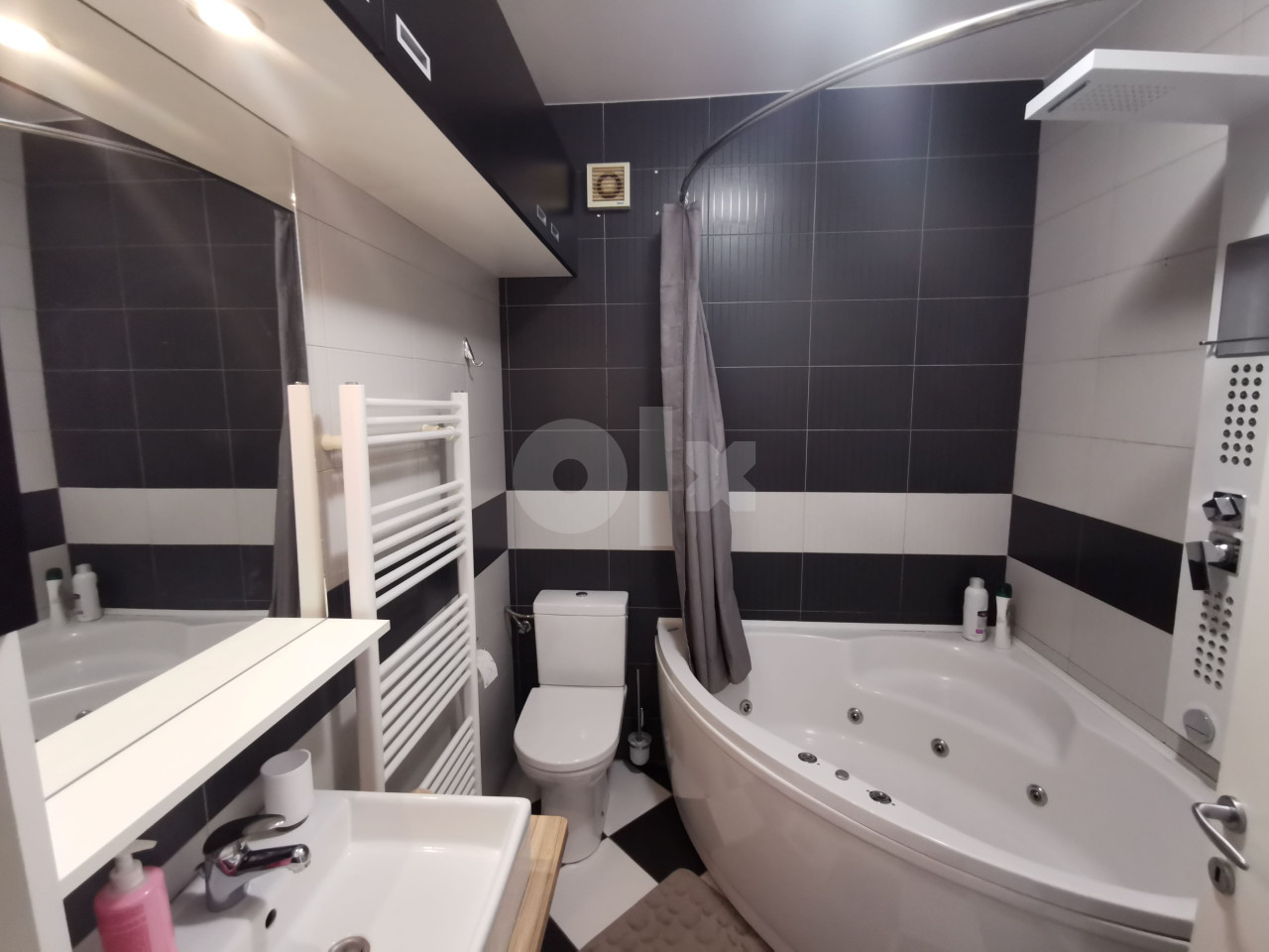 Stan na dan BL Apartman Sunny River 3 sobe 6 ljudi JAKUZZI SPA