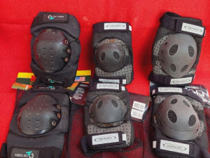 STITNICI ZA ROLE ROSLE ROLERE  za KOLJENA