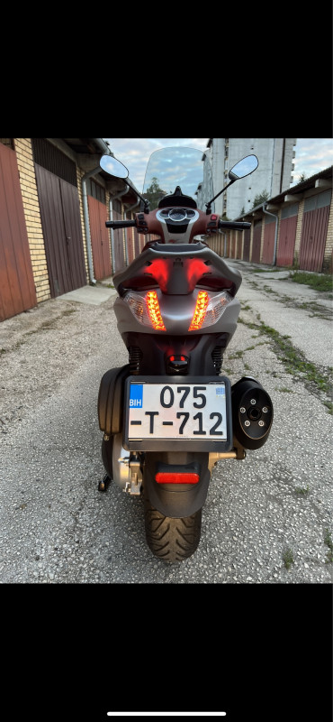Piaggio Beverly 350ie Sport Touring 350 2012