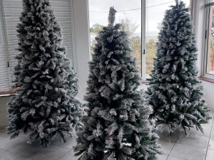 JELKA NOVOGODIŠNJA  BOŽIĆNA STELA DEL NORD 250 CM