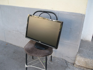 Asus 22" / WGA KABL