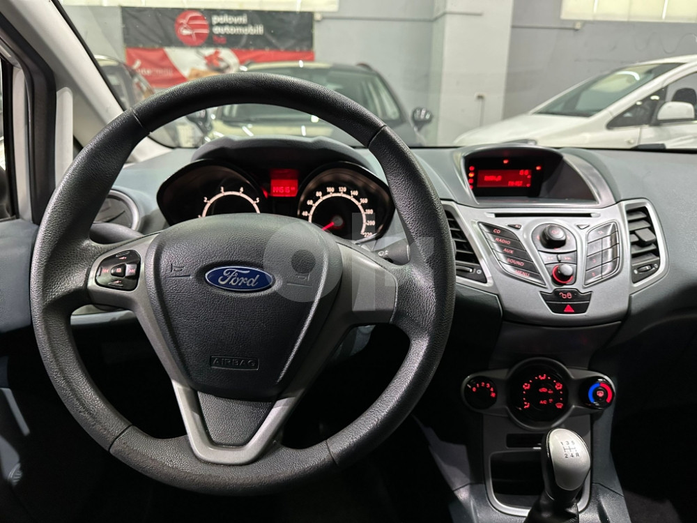 FORD FIESTA 1.2L 16V, 2011 GODINA,ALU FELGE, KLIMA