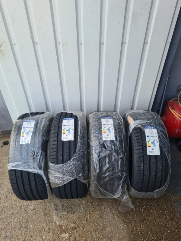 265 45 20 FALKEN gume ljetne 20 DOT23 2KOM