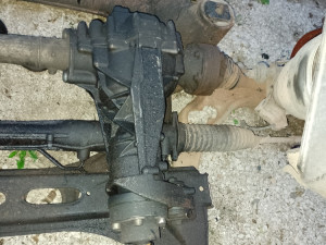 Prednji diferencijal Touareg Q7 Cayenne