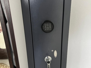 Ormar za oruzje sa sifrom