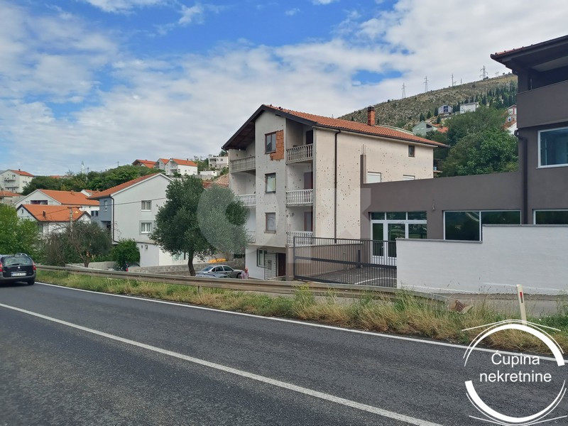 Prodaje se kuća u Zaliku, Mostar, uz put M17 2