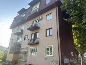 Dvosoban stan u centru Vogošće 45m2+7m2 balkoni