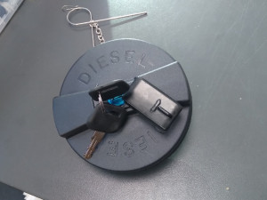 Čep rezervoara MAN VOLVO MERCEDES