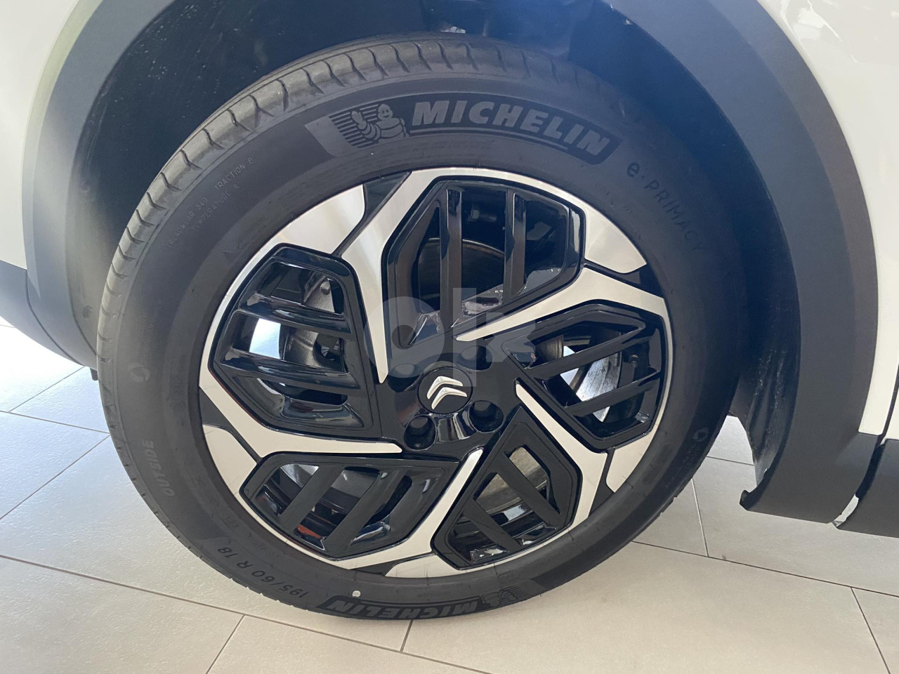 Citroen C4 X 2023 AKCIJA