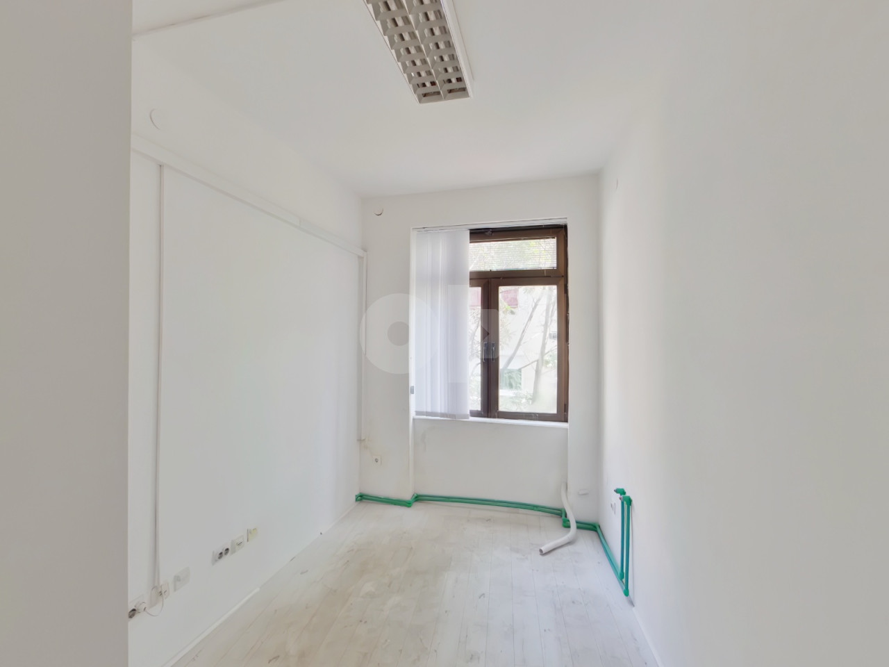 Višenamjenski poslovni prostor 180m2 Titova 12