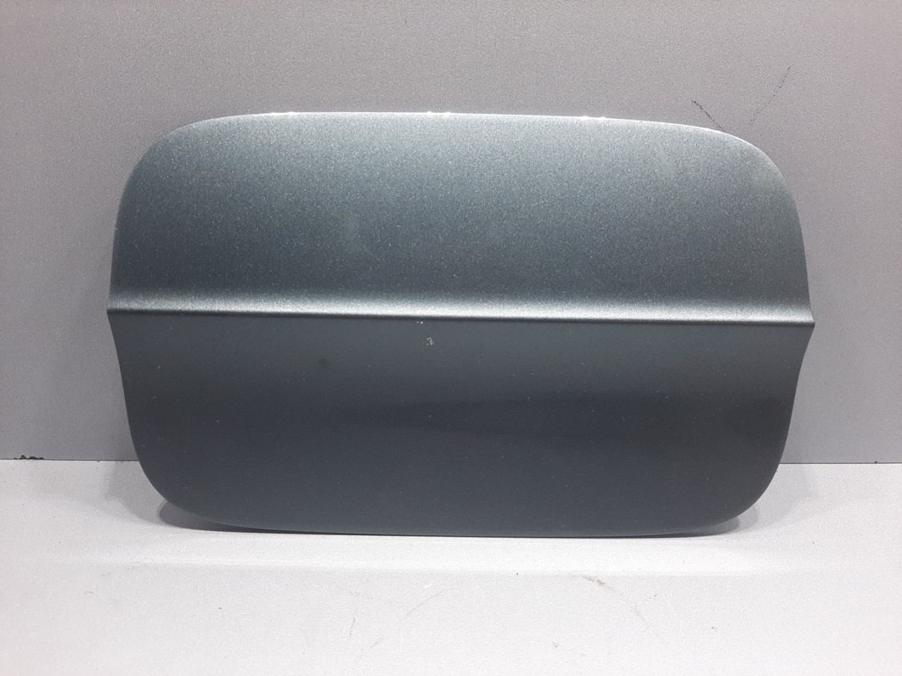 8V4809907C POKLOPAC REZERVOARA AUDI A3 (8V1/8VA) >