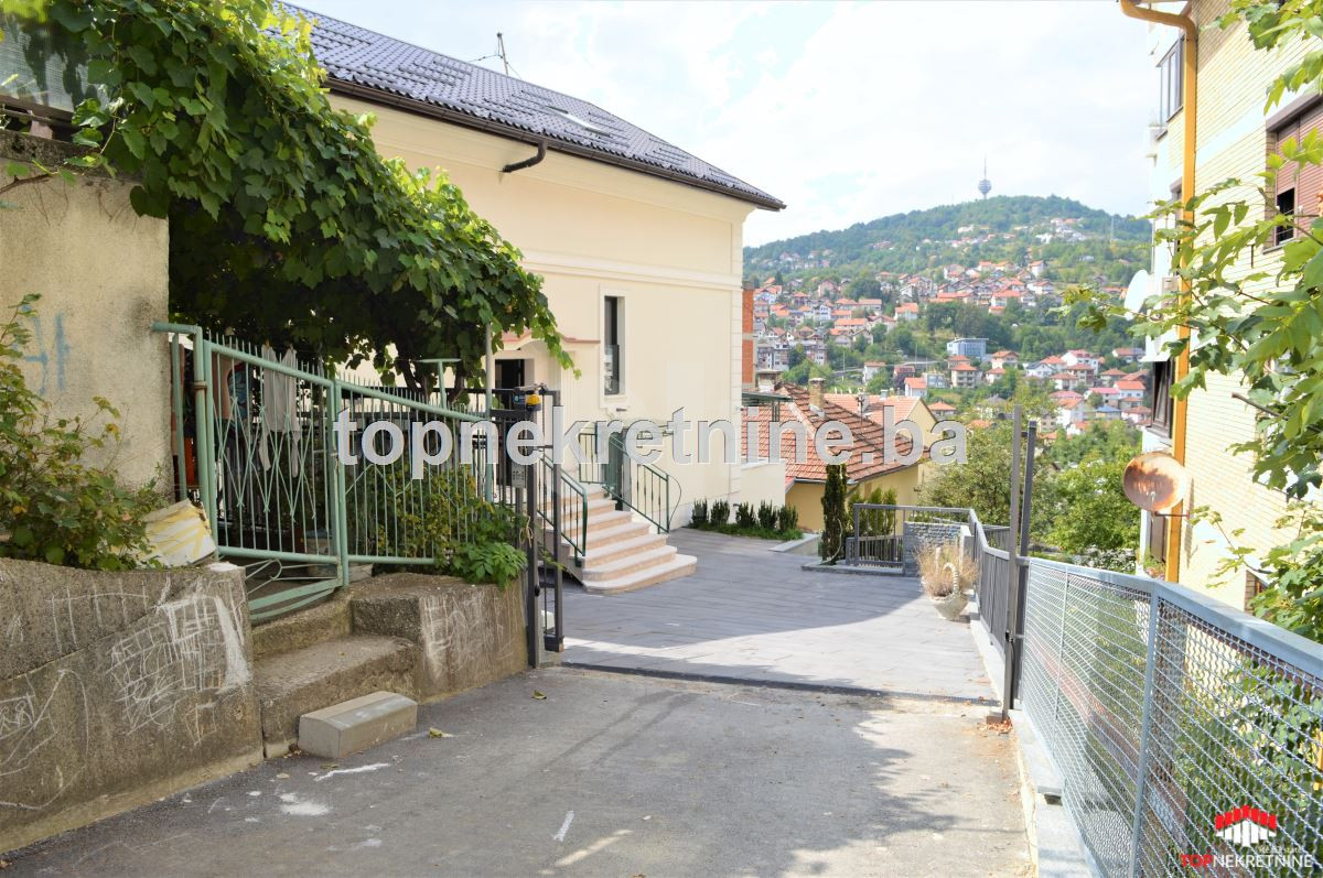 Luksuzna kuća Pr+2 sa 6 apartmana, Koševsko brdo 3