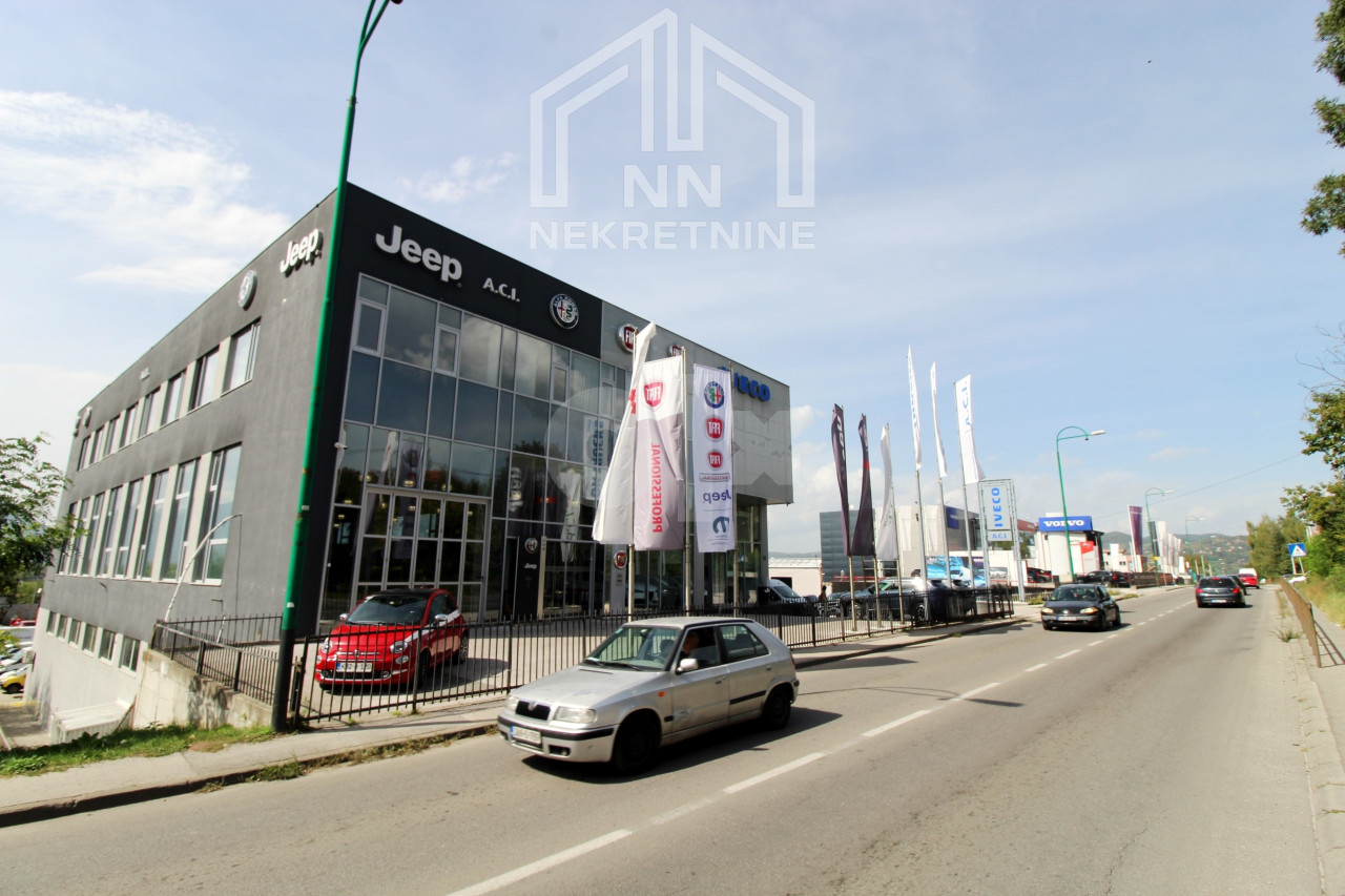 NN Nekretnine: Poslovni prostor 650m2 - Rajlovac
