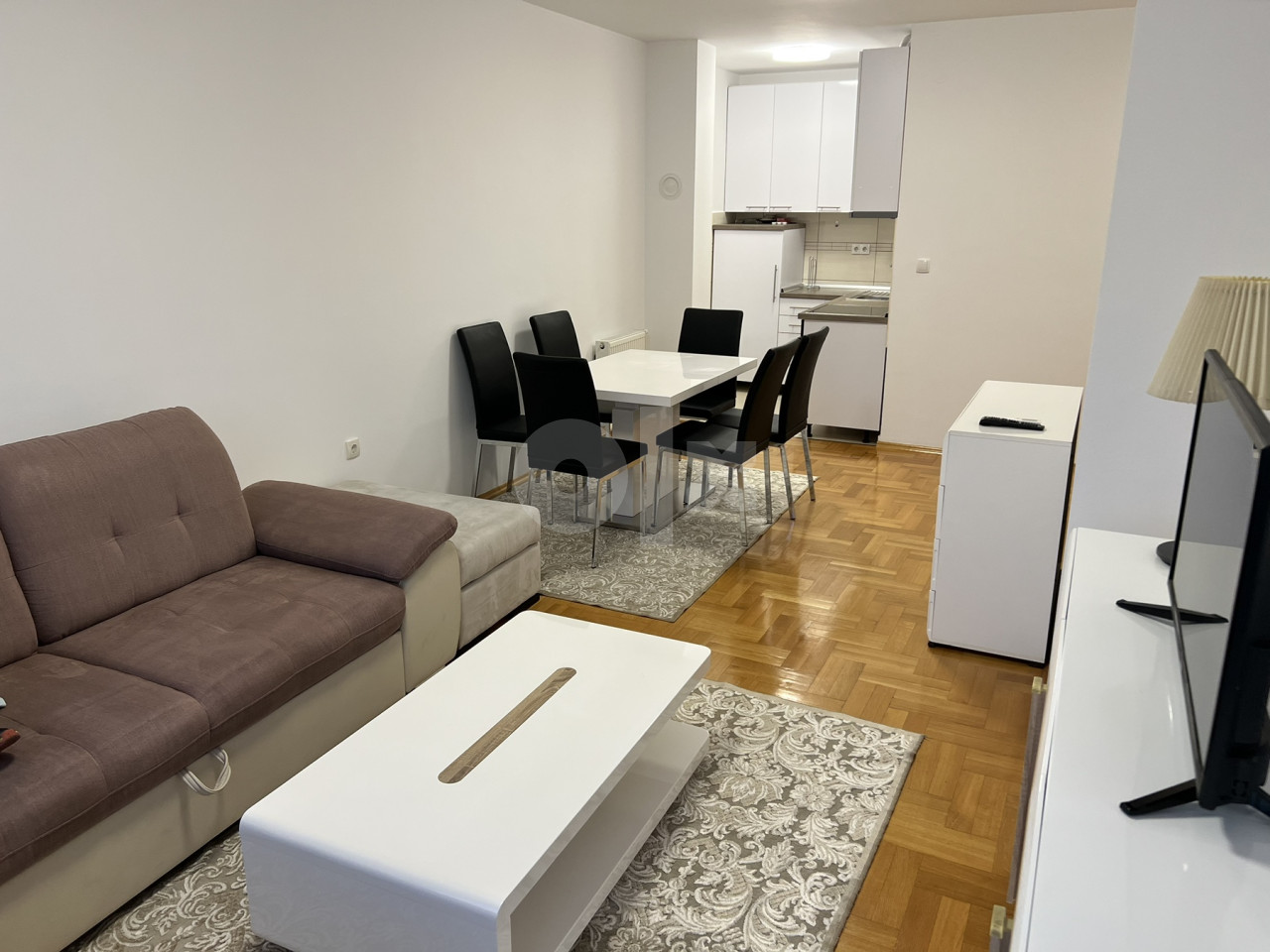 Stan na dan Banja Luka Banjaluka garaza 52m2 most Vencija 3