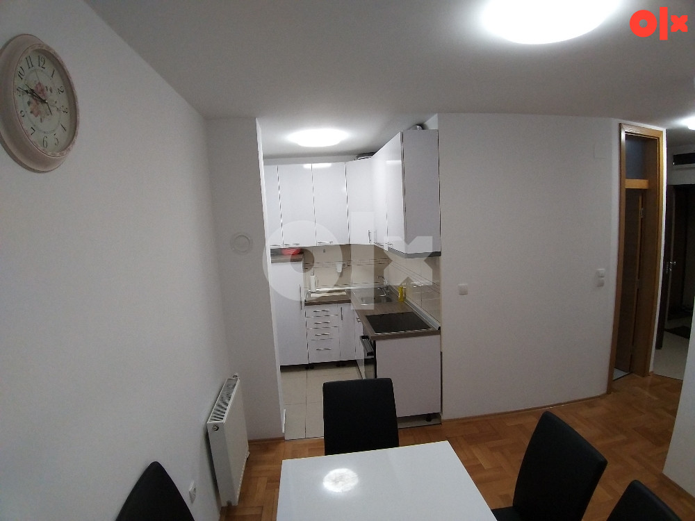 Stan na dan Banja Luka Banjaluka garaza 52m2 most Vencija 10