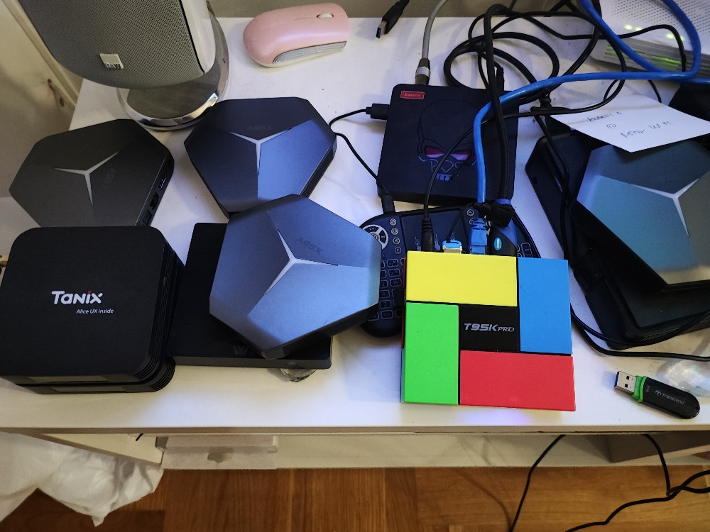 Amlogic box+Eon godina ili iptv