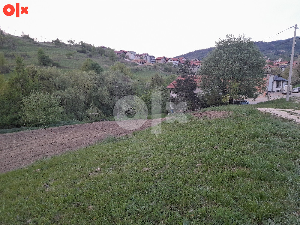 ZEMLJISTE POGODNO ZA STAMBENO/POSLOVNU GRADNJU Vogosca 6
