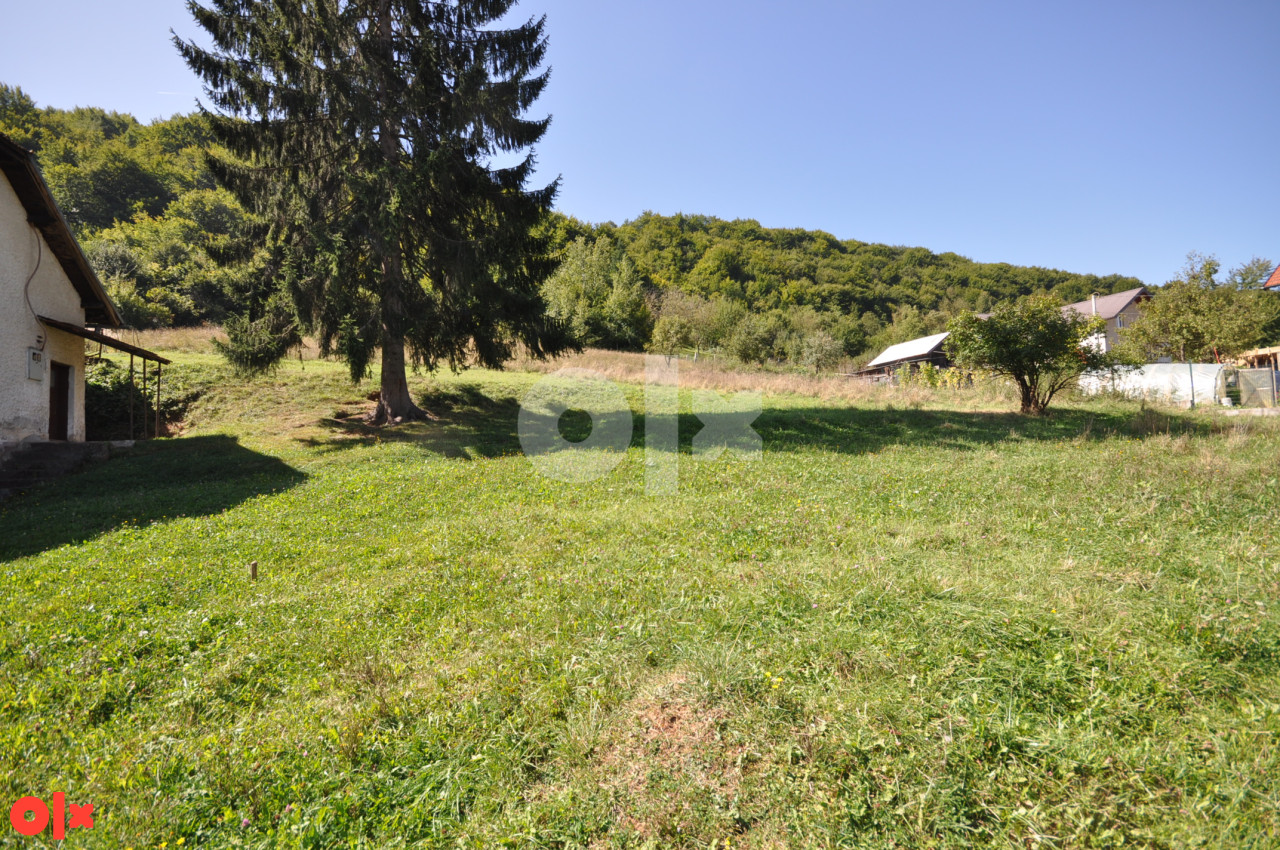 Zemljište 2000m2 - Hadžiči