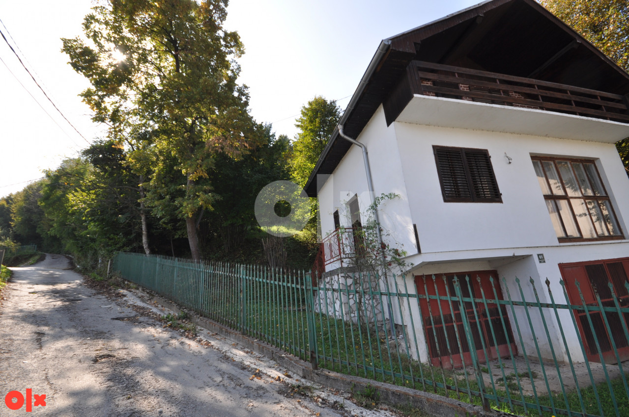 Vikend kuća u Hadžićima 2