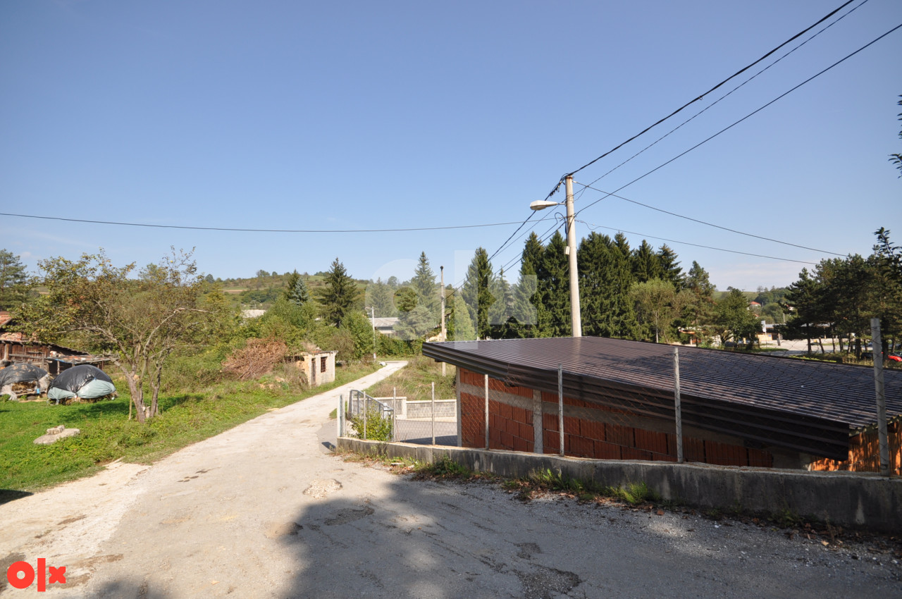 Vikend kuća u Hadžićima 9