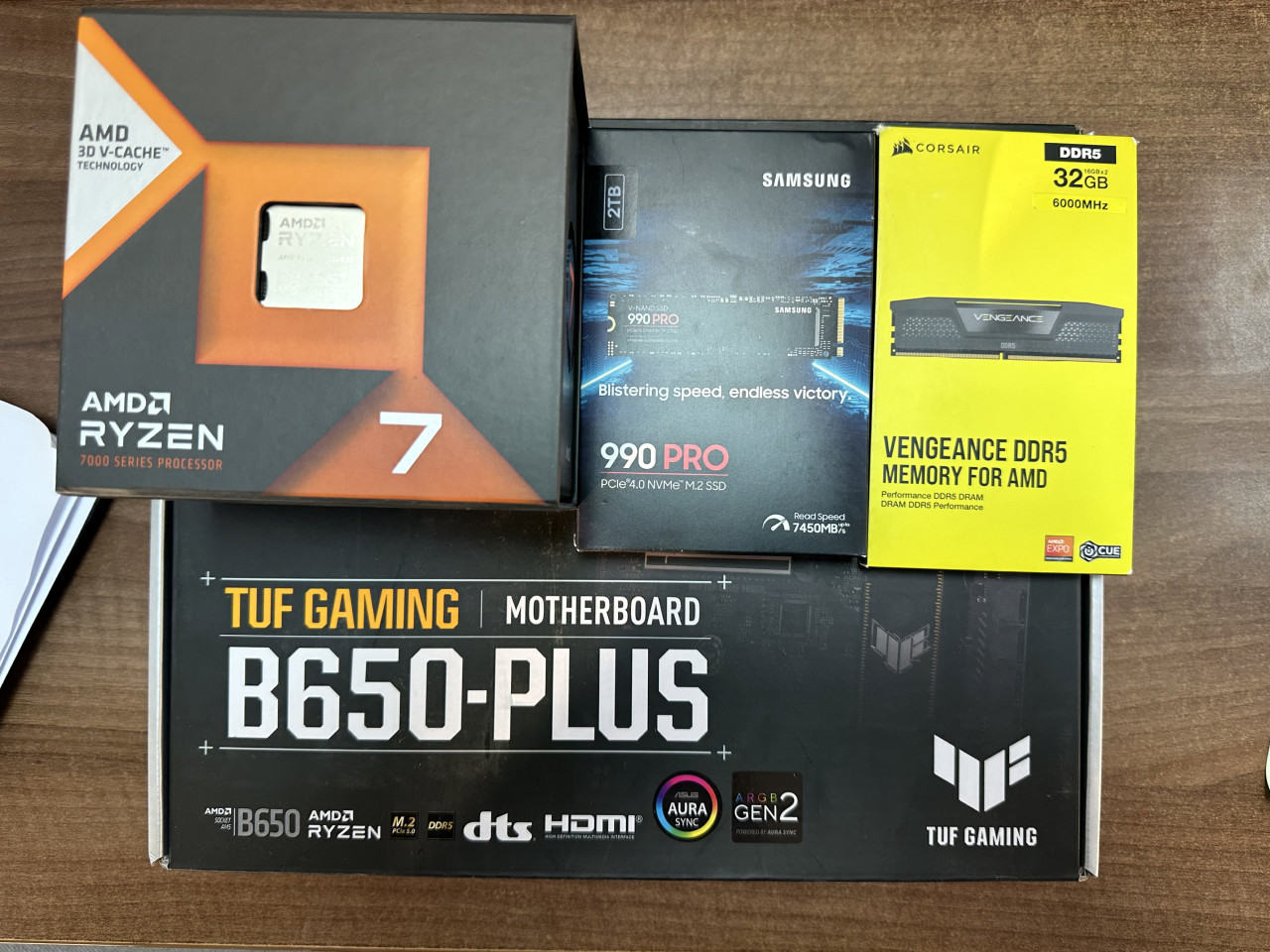 Ryzen 7800X3D TUF B650-Plus 32GB 6000MHz Cl30 DDR5 990 Pro 2TB