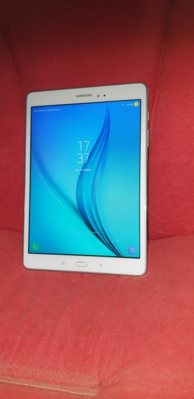 Samsung Galaxy Tab A      2/16     9.7"
