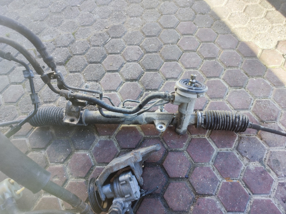 letva volana servo pumpa kia pincato 06